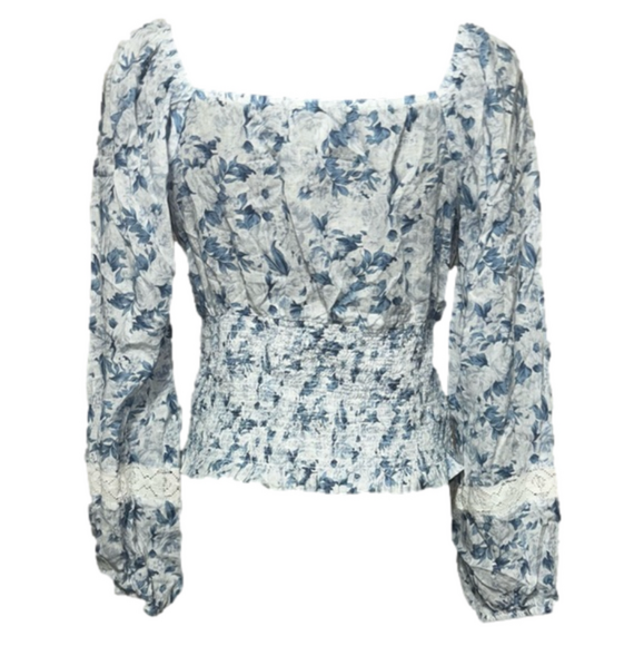 Blue and white American Eagle top with lace detailing - Picture 4 of 5